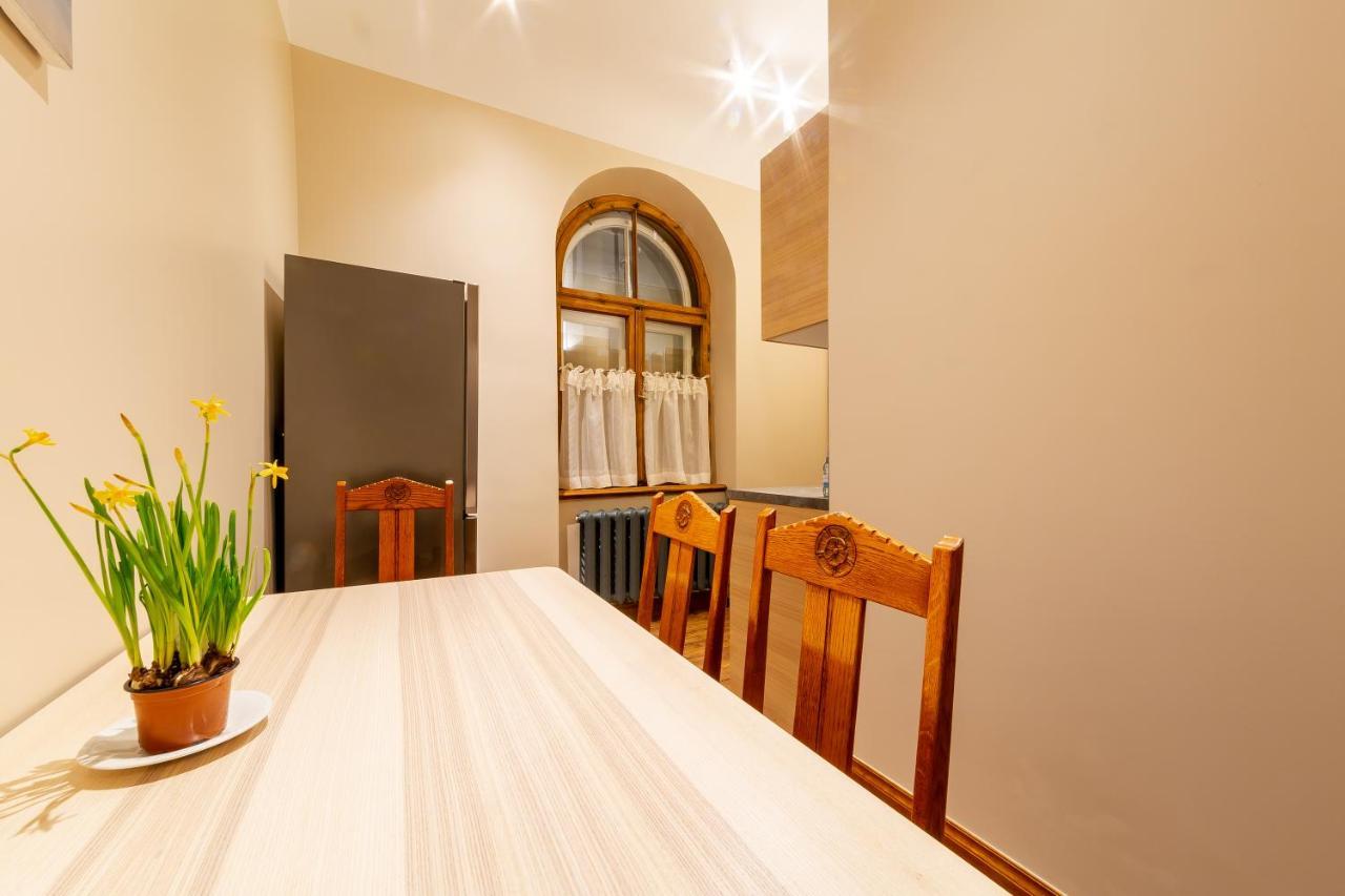 Cozy Storie'S Ap, 47Sqm, Renovated 2020, Free Parking Apartment Riga Exterior photo
